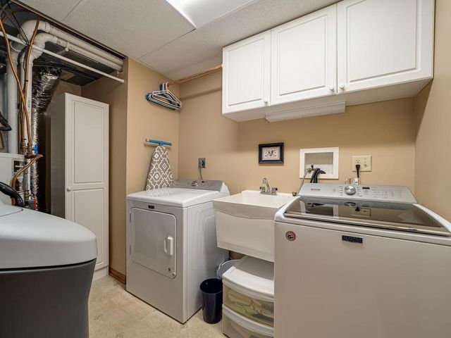 4891 S Park Drive, Savage, MN 55378
