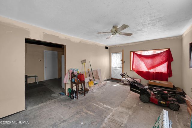 40 W Anchor Drive, Little Egg Harbor, NJ 08087
