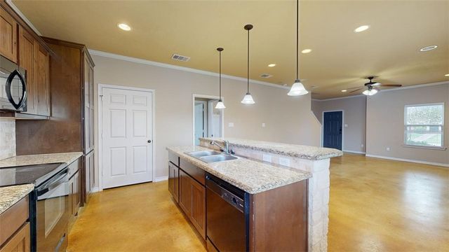 3359 Keefer Loop, College Station, TX 77845