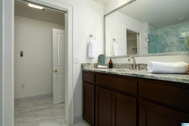 2217 2nd Ave N Apt 303, Birmingham, AL 35203