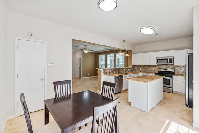 8011 Fisher Glen Lane, Houston, TX 77072