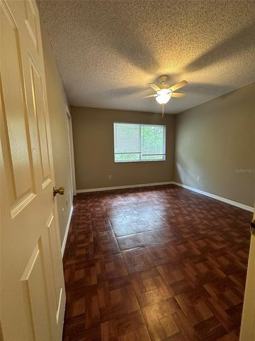 2422 NW 4TH TERRACE, Gainesville, FL 32609