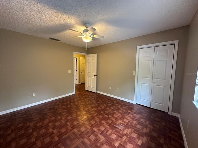 2422 NW 4TH TERRACE, Gainesville, FL 32609