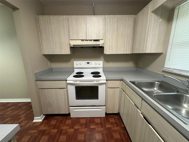 2422 NW 4TH TERRACE, Gainesville, FL 32609