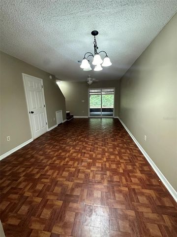 2422 NW 4TH TERRACE, Gainesville, FL 32609