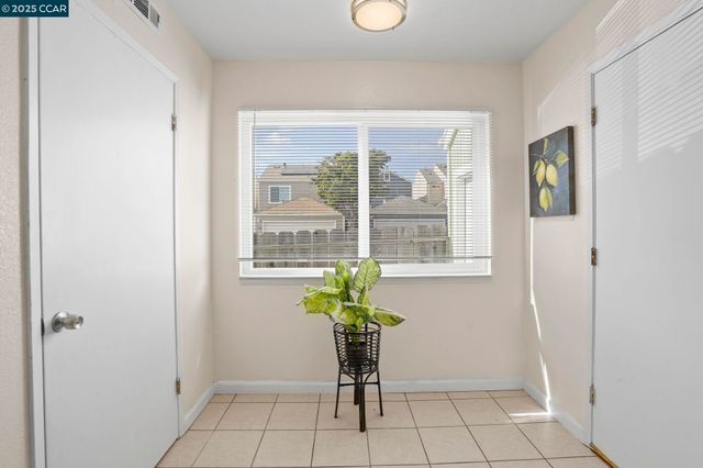 113 Woy Cir, Pinole, CA 94564