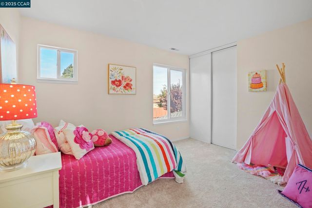 113 Woy Cir, Pinole, CA 94564