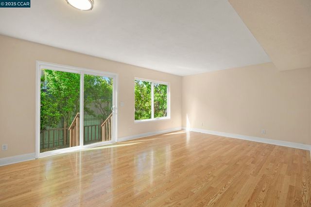 113 Woy Cir, Pinole, CA 94564