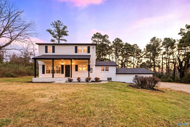 9815 Highway 72, Athens, AL 35611