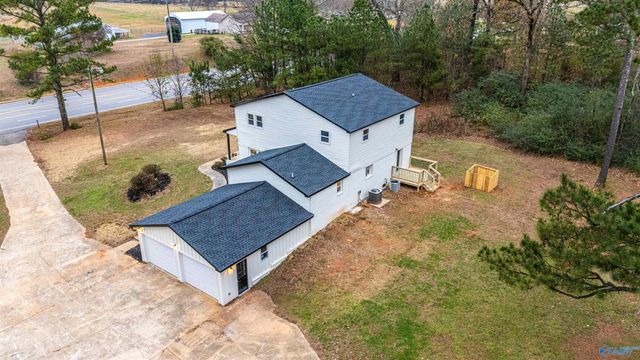 9815 Highway 72, Athens, AL 35611