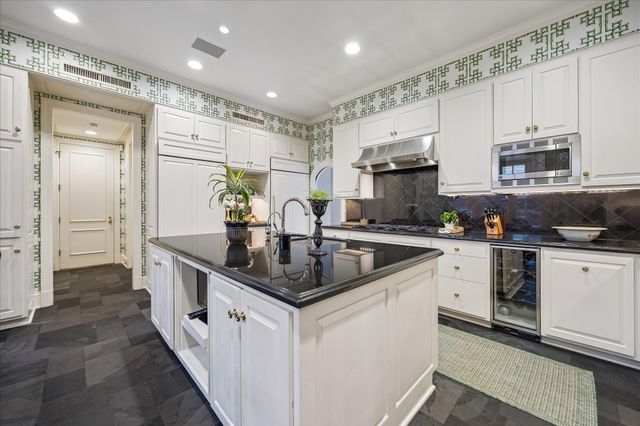 2445 Stanmore Drive, Houston, TX 77019
