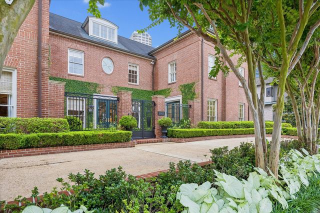 2445 Stanmore Drive, Houston, TX 77019