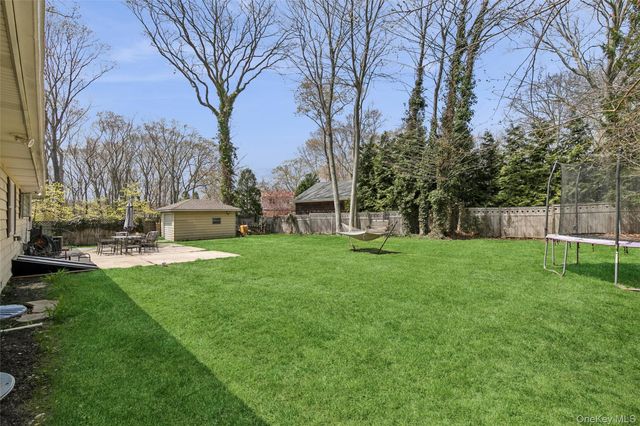 680 Westview Drive, Mattituck, NY 11952