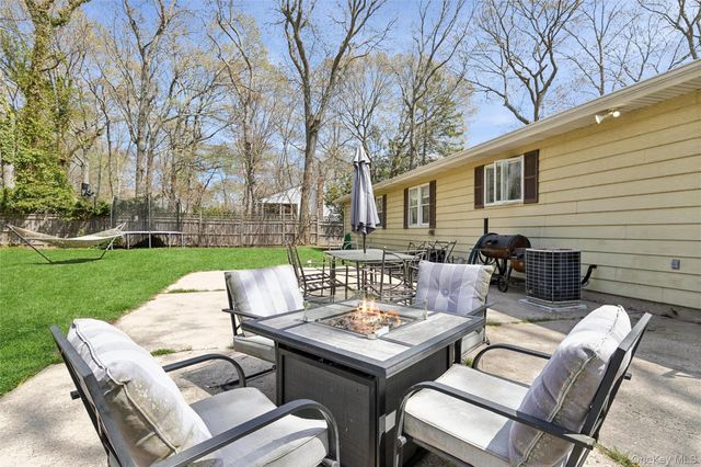 680 Westview Drive, Mattituck, NY 11952