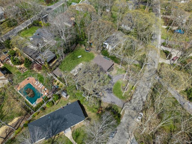 680 Westview Drive, Mattituck, NY 11952