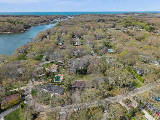 680 Westview Drive, Mattituck, NY 11952