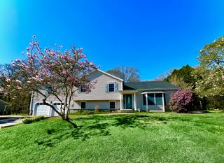 84 Renee Drive, Stonington, CT 06379