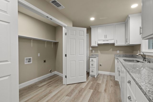 303 Campbell Street, Daingerfield, TX 75638