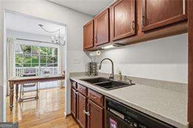 1750 Clairmont Road 11, Decatur, GA 30033