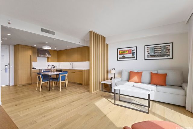 1390 Kapiolani Boulevard 3503, Honolulu, HI 96814