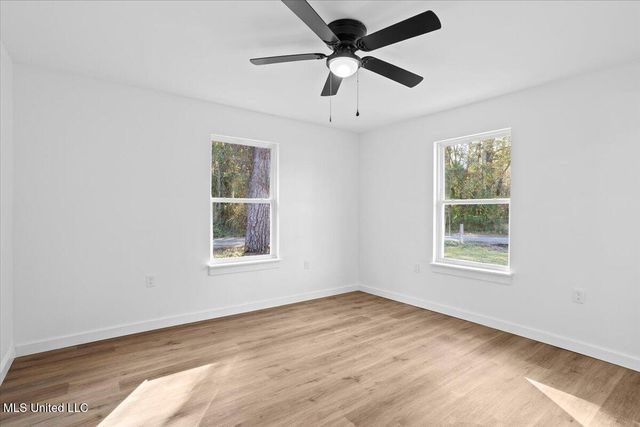 12204 Evelyn Avenue, Biloxi, MS 39532