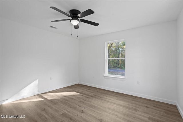 12204 Evelyn Avenue, Biloxi, MS 39532