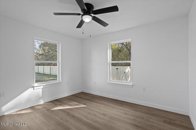 12204 Evelyn Avenue, Biloxi, MS 39532