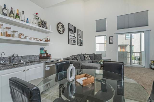 958 Foxwood Lane, Vista, CA 92081