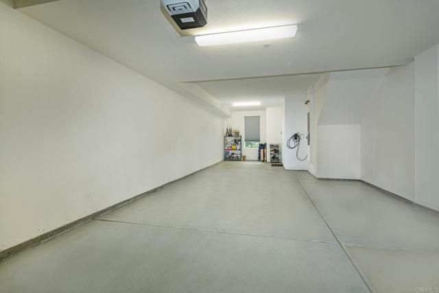 958 Foxwood Lane, Vista, CA 92081