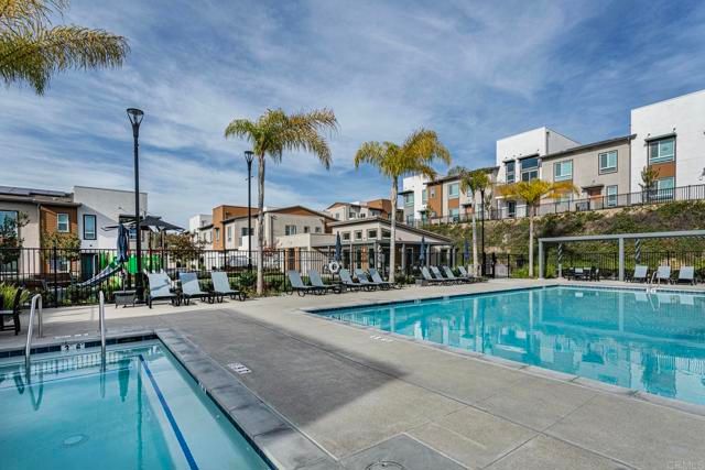 958 Foxwood Lane, Vista, CA 92081