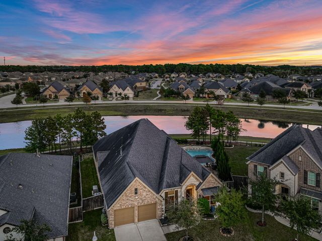 18610 Winterton Cliff Court, Cypress, TX 77429