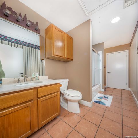 7965 GARDEN NORTH DR, San Antonio, TX 78266