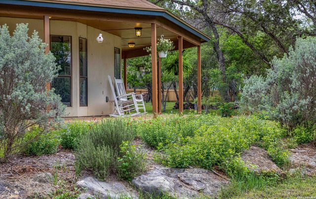 7965 GARDEN NORTH DR, San Antonio, TX 78266
