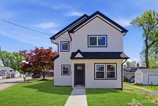270 Alpine Way, Old Bridge, NJ 08879