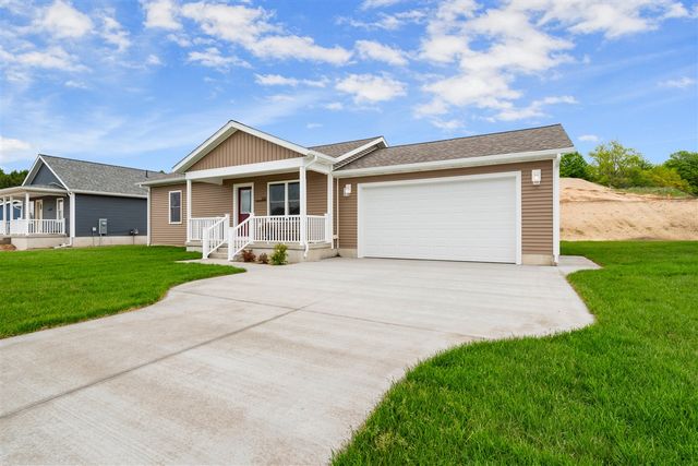 252 Stonecrest Drive, Shelby, MI 49455