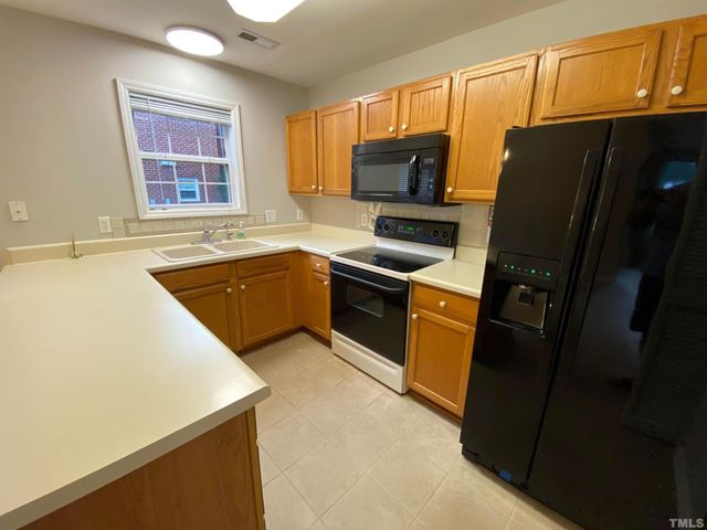 2413 Wellington Ridge Loop 2413, Cary, NC 27518