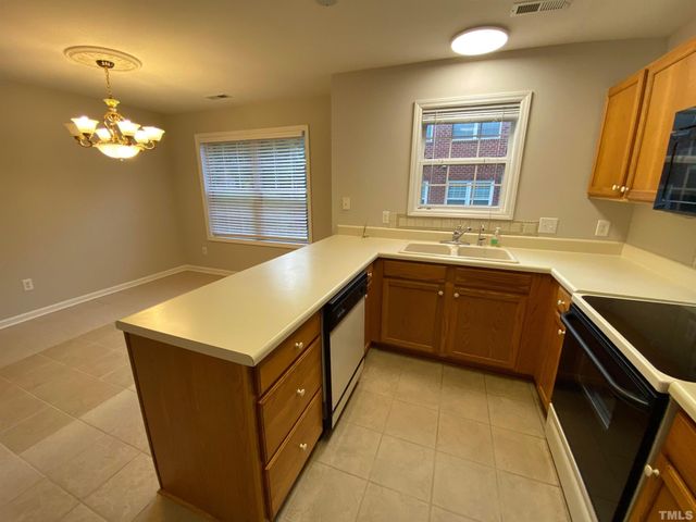 2413 Wellington Ridge Loop 2413, Cary, NC 27518