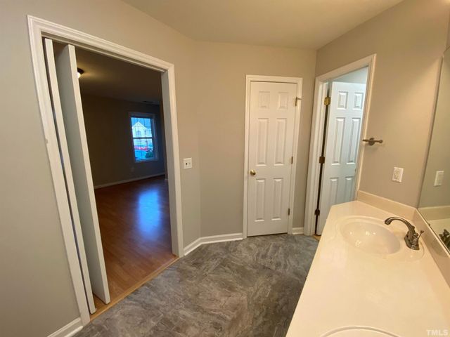 2413 Wellington Ridge Loop 2413, Cary, NC 27518