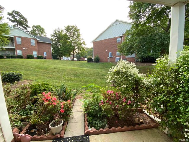 2413 Wellington Ridge Loop 2413, Cary, NC 27518