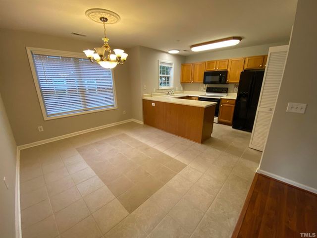 2413 Wellington Ridge Loop 2413, Cary, NC 27518