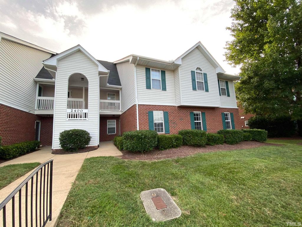 2413 Wellington Ridge Loop 2413, Cary, NC 27518