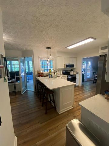 420 Ridge Court, Alpharetta, GA 30009