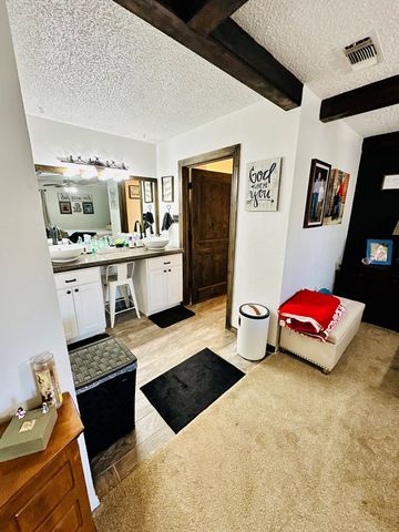 1027 E 17th St, Colorado City, TX 79512