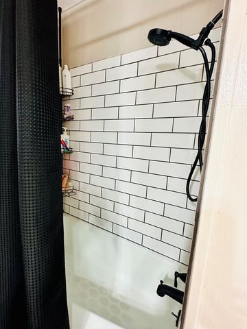 1027 E 17th St, Colorado City, TX 79512