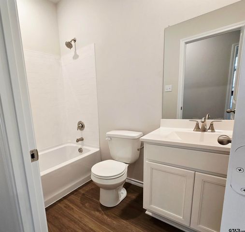 612 Park Central, Chandler, TX 75758