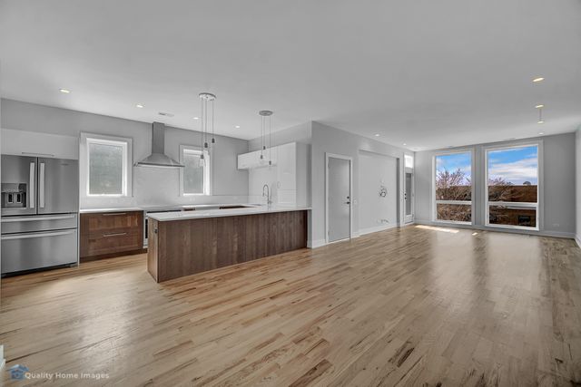 2851 N Clybourn Avenue 1, Chicago, IL 60618