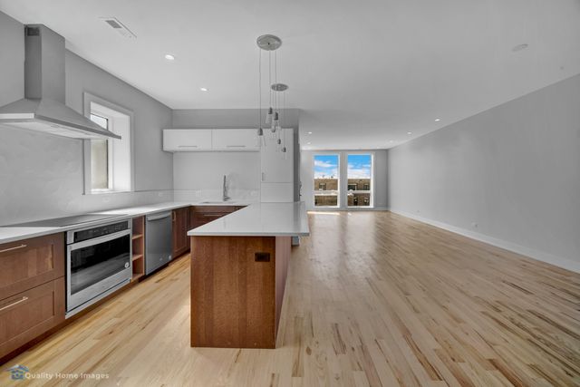 2851 N Clybourn Avenue 1, Chicago, IL 60618