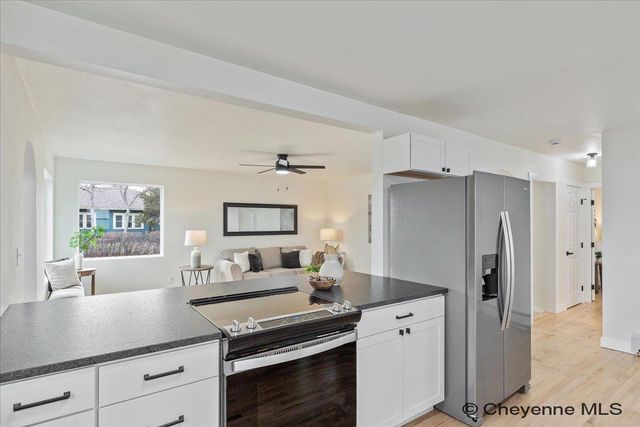 922 W PERSHING BLVD, Cheyenne, WY 82001