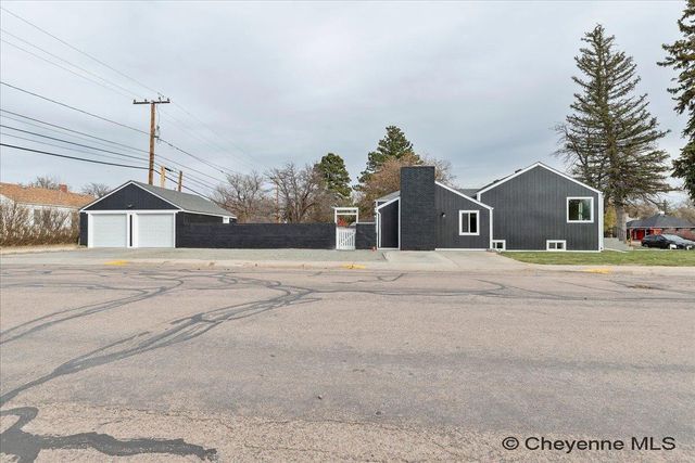 922 W PERSHING BLVD, Cheyenne, WY 82001