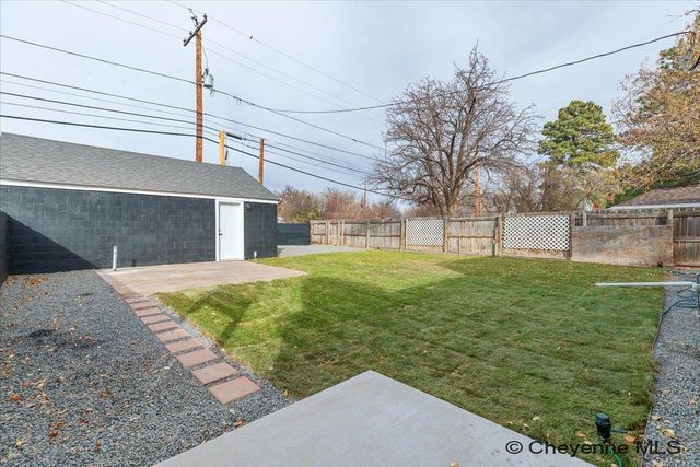 922 W PERSHING BLVD, Cheyenne, WY 82001